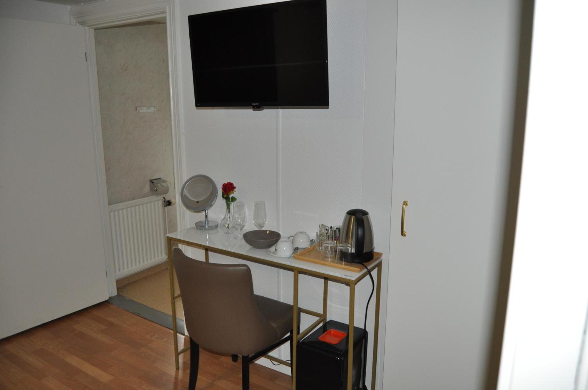 Langstorp 200 Gaesthem I Hoeoer Vaenster Hoor Exterior foto