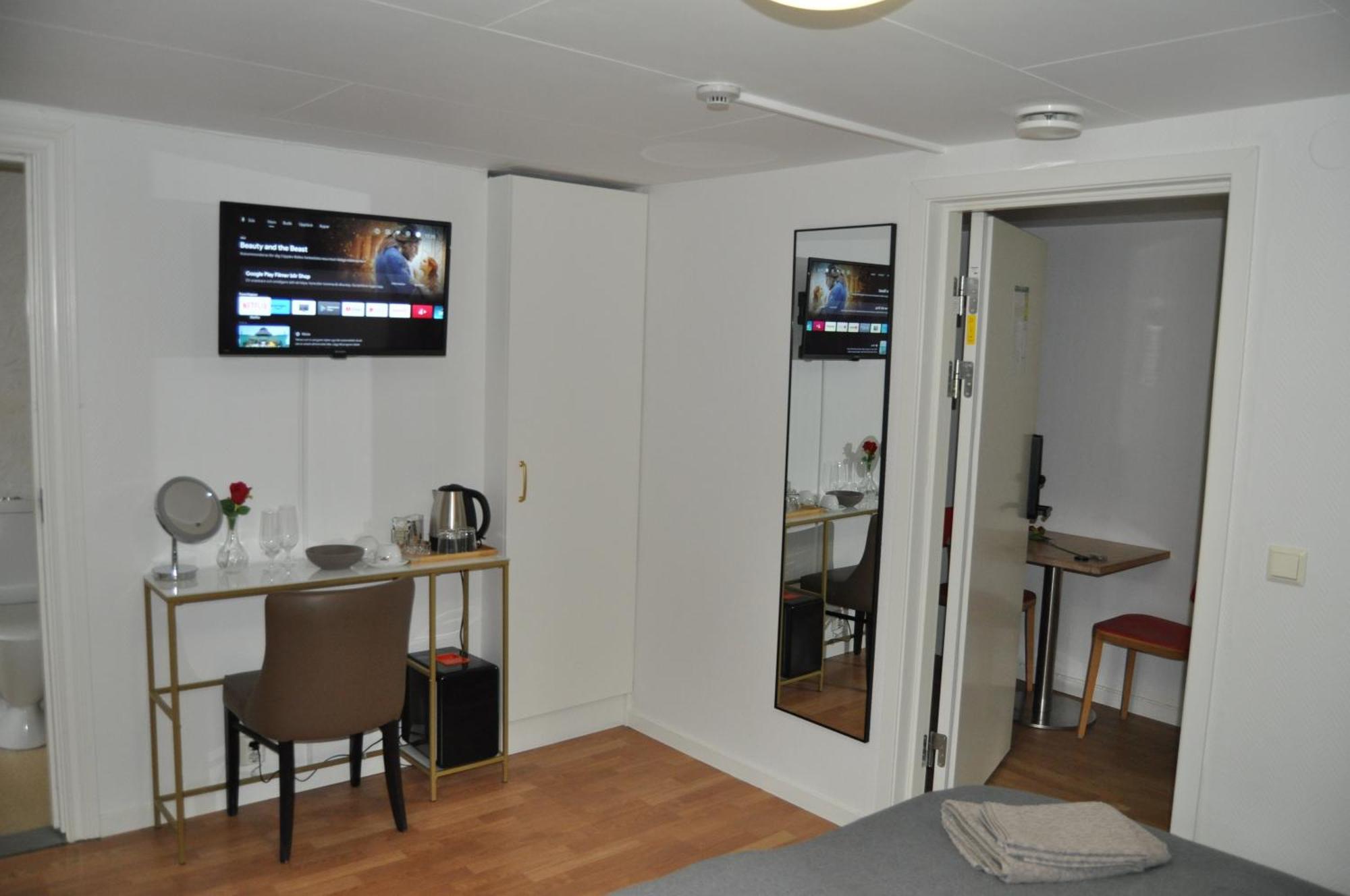Langstorp 200 Gaesthem I Hoeoer Vaenster Hoor Exterior foto