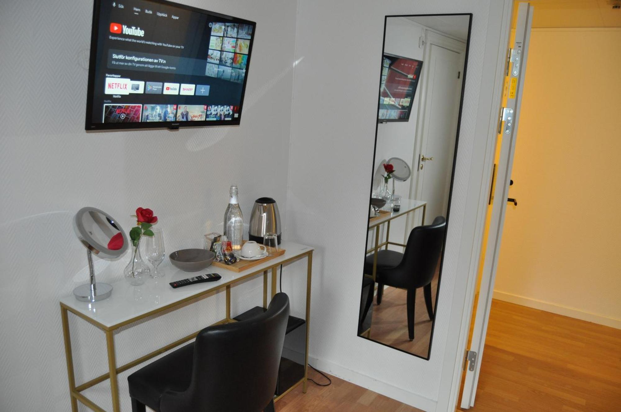 Langstorp 200 Gaesthem I Hoeoer Vaenster Hoor Exterior foto